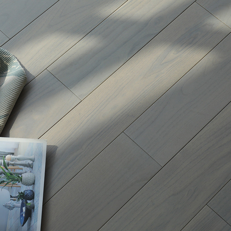 Modern Solid Wood Laminate Flooring Waterproof Laminate Plank Flooring Clearhalo 'Flooring 'Home Improvement' 'home_improvement' 'home_improvement_laminate_flooring' 'Laminate Flooring' 'laminate_flooring' Walls and Ceiling' 6398972