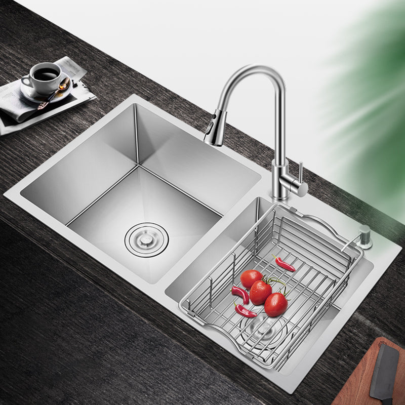 Classic Kitchen Sink Stainless Steel Kitchen Sink with Soap Dispenser Clearhalo 'Home Improvement' 'home_improvement' 'home_improvement_kitchen_sinks' 'Kitchen Remodel & Kitchen Fixtures' 'Kitchen Sinks & Faucet Components' 'Kitchen Sinks' 'kitchen_sinks' 6399638