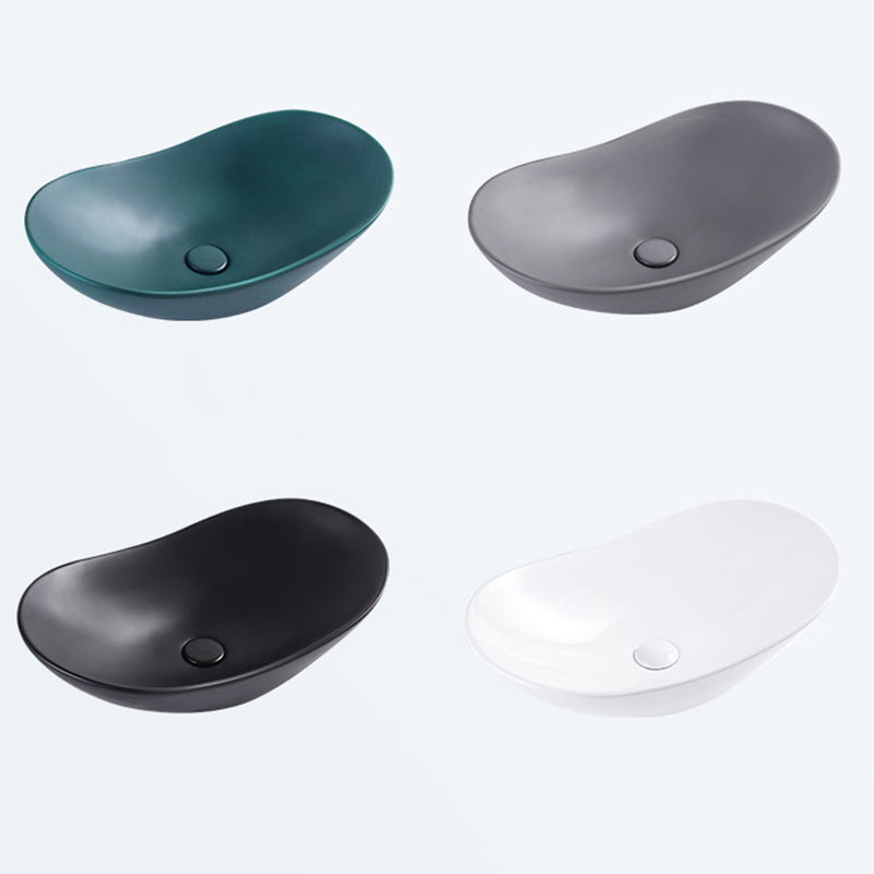 Modern Bathroom Sink Oval Bathroom Sink Overflow with Basin and Faucet Clearhalo 'Bathroom Remodel & Bathroom Fixtures' 'Bathroom Sinks & Faucet Components' 'Bathroom Sinks' 'bathroom_sink' 'Home Improvement' 'home_improvement' 'home_improvement_bathroom_sink' 6399866