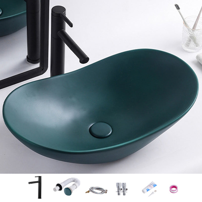 Modern Bathroom Sink Oval Bathroom Sink Overflow with Basin and Faucet Green Swivel Spout Clearhalo 'Bathroom Remodel & Bathroom Fixtures' 'Bathroom Sinks & Faucet Components' 'Bathroom Sinks' 'bathroom_sink' 'Home Improvement' 'home_improvement' 'home_improvement_bathroom_sink' 6399878
