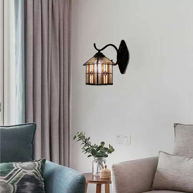 Lodge Stained Glass Wall Lighting with Curved Arm Single Light Mini Wall Mount Light Brown Clearhalo 'Industrial' 'Middle century wall lights' 'Tiffany wall lights' 'Tiffany' 'Wall Lamps & Sconces' 'Wall Lights' Lighting' 6407