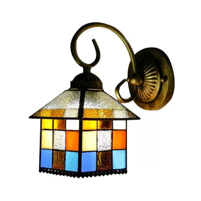 Lodge Stained Glass Wall Lighting with Curved Arm Single Light Mini Wall Mount Light Clearhalo 'Industrial' 'Middle century wall lights' 'Tiffany wall lights' 'Tiffany' 'Wall Lamps & Sconces' 'Wall Lights' Lighting' 6414