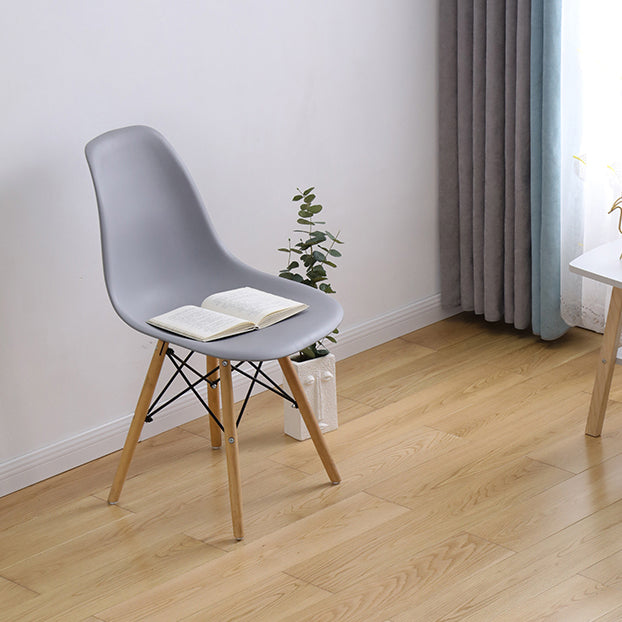 Solid Wood Laminate Plank Flooring Modern Laminate with Scratch Resistant Clearhalo 'Flooring 'Home Improvement' 'home_improvement' 'home_improvement_laminate_flooring' 'Laminate Flooring' 'laminate_flooring' Walls and Ceiling' 6416744