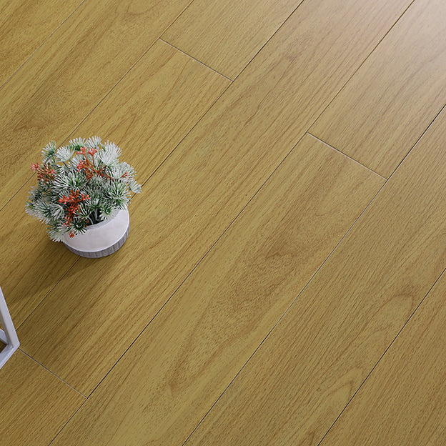 Solid Wood Laminate Plank Flooring Modern Laminate with Scratch Resistant Dark Khaki Clearhalo 'Flooring 'Home Improvement' 'home_improvement' 'home_improvement_laminate_flooring' 'Laminate Flooring' 'laminate_flooring' Walls and Ceiling' 6416778