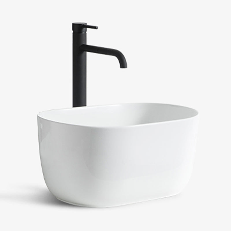 Modern Vessel Lavatory Sink Oval Porcelain with Pop-Up Drain Vessel Sink Clearhalo 'Bathroom Remodel & Bathroom Fixtures' 'Bathroom Sinks & Faucet Components' 'Bathroom Sinks' 'bathroom_sink' 'Home Improvement' 'home_improvement' 'home_improvement_bathroom_sink' 6417392