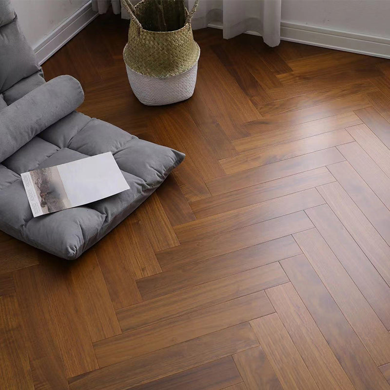 Contemporary Laminate Flooring Solid Wood Laminate Flooring with Light and Dark Color Brown Yellow Clearhalo 'Flooring 'Home Improvement' 'home_improvement' 'home_improvement_laminate_flooring' 'Laminate Flooring' 'laminate_flooring' Walls and Ceiling' 6417753