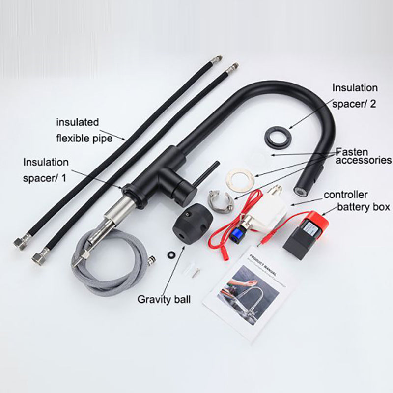 Traditional Pull down Kitchen Faucet Single Handle Faucet with Pull out Sprayer Clearhalo 'Home Improvement' 'home_improvement' 'home_improvement_kitchen_faucets' 'Kitchen Faucets' 'Kitchen Remodel & Kitchen Fixtures' 'Kitchen Sinks & Faucet Components' 'kitchen_faucets' 6423178