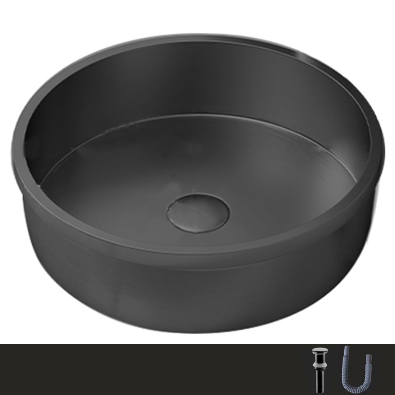 Modern No Craftsmanship Wash Stand Metal Round Bathroom Sink Black None Sink Clearhalo 'Bathroom Remodel & Bathroom Fixtures' 'Bathroom Sinks & Faucet Components' 'Bathroom Sinks' 'bathroom_sink' 'Home Improvement' 'home_improvement' 'home_improvement_bathroom_sink' 6423628