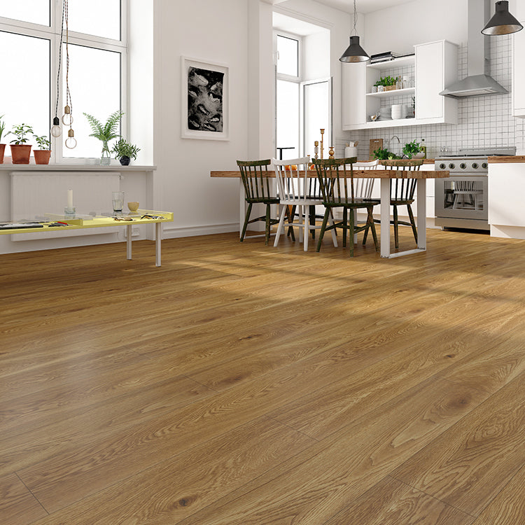 Contemporary Laminate Flooring Light Color Wooden Laminate Flooring Clearhalo 'Flooring 'Home Improvement' 'home_improvement' 'home_improvement_laminate_flooring' 'Laminate Flooring' 'laminate_flooring' Walls and Ceiling' 6429016