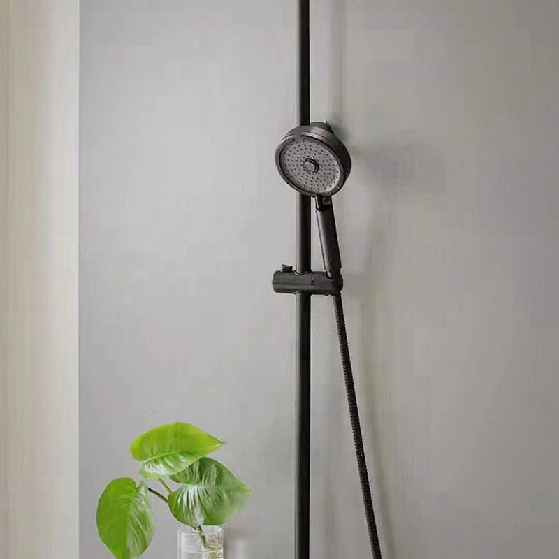 Matte Black Handheld Shower Head Modern 3-Jet Round Wall-Mount Handheld Shower Head Clearhalo 'Bathroom Remodel & Bathroom Fixtures' 'Home Improvement' 'home_improvement' 'home_improvement_shower_heads' 'Shower Heads' 'shower_heads' 'Showers & Bathtubs Plumbing' 'Showers & Bathtubs' 6439158
