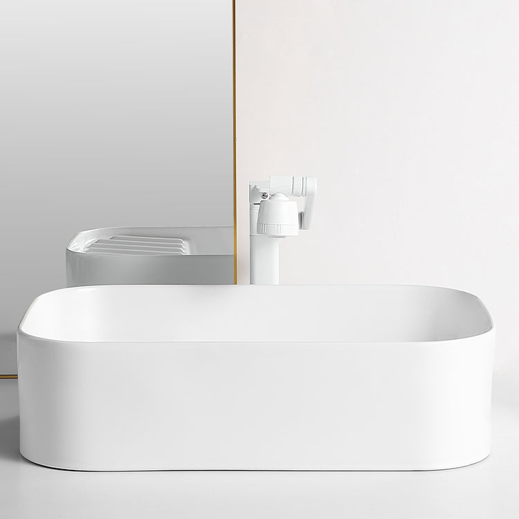 Modern Bathroom Sink Rectangular Porcelain Vessel Sink with Pop-Up Drain Clearhalo 'Bathroom Remodel & Bathroom Fixtures' 'Bathroom Sinks & Faucet Components' 'Bathroom Sinks' 'bathroom_sink' 'Home Improvement' 'home_improvement' 'home_improvement_bathroom_sink' 6467864