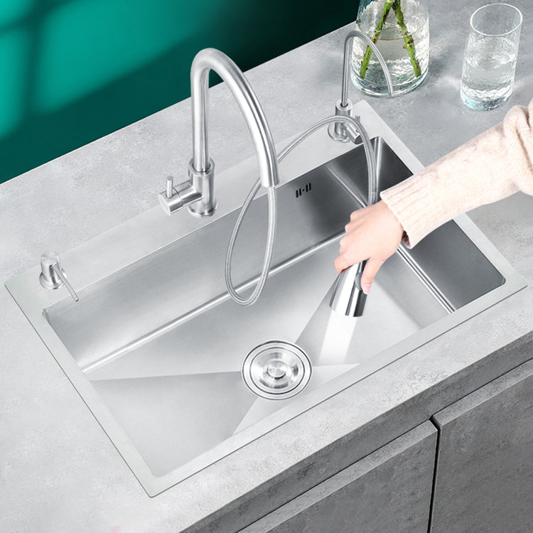 Classic Style Kitchen Sink Stainless Steel Colorfast Kitchen Sink with Drain Strainer Kit Clearhalo 'Home Improvement' 'home_improvement' 'home_improvement_kitchen_sinks' 'Kitchen Remodel & Kitchen Fixtures' 'Kitchen Sinks & Faucet Components' 'Kitchen Sinks' 'kitchen_sinks' 6467970