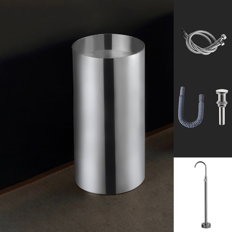 Modern Metal Bathroom Sink Round Bathroom Sink with Basin and Faucet Silver Gooseneck High Arc Sink with Faucet Clearhalo 'Bathroom Remodel & Bathroom Fixtures' 'Bathroom Sinks & Faucet Components' 'Bathroom Sinks' 'bathroom_sink' 'Home Improvement' 'home_improvement' 'home_improvement_bathroom_sink' 6485210