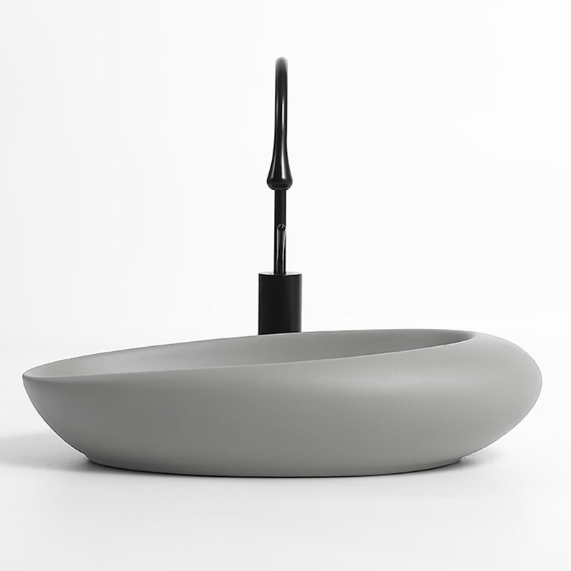 Modern Vessel Bathroom Sink Porcelain Oval with Pop-Up Drain and Faucet Wash Stand 22.8"L x 14.6"W x 5.1"H Grey Gooseneck Faucet Clearhalo 'Bathroom Remodel & Bathroom Fixtures' 'Bathroom Sinks & Faucet Components' 'Bathroom Sinks' 'bathroom_sink' 'Home Improvement' 'home_improvement' 'home_improvement_bathroom_sink' 6485246