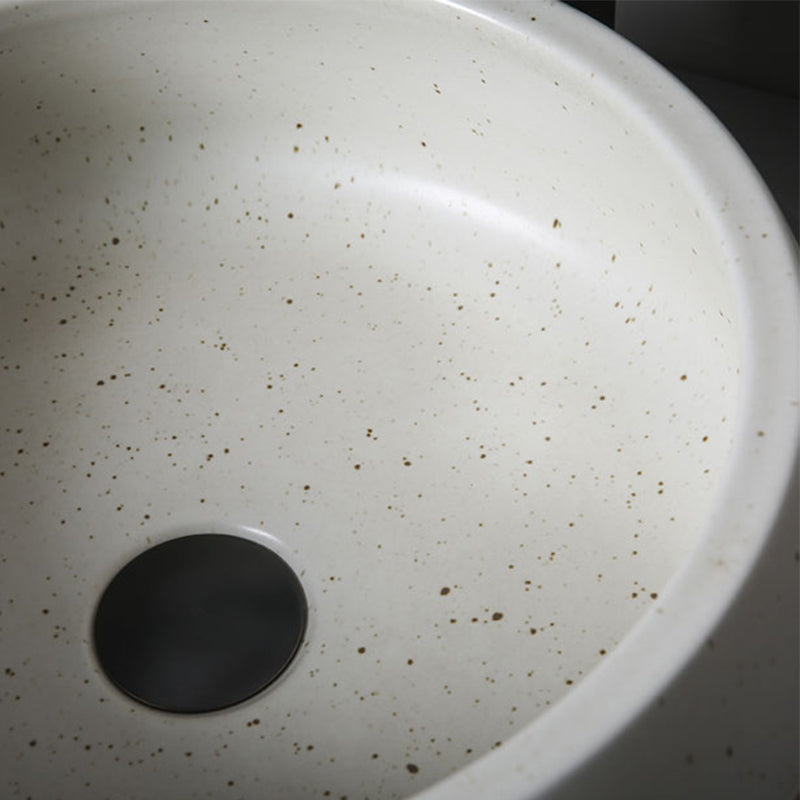 Traditional Bathroom Sink Porcelain Round Vessel with Pop-Up Drain Clearhalo 'Bathroom Remodel & Bathroom Fixtures' 'Bathroom Sinks & Faucet Components' 'Bathroom Sinks' 'bathroom_sink' 'Home Improvement' 'home_improvement' 'home_improvement_bathroom_sink' 6485425