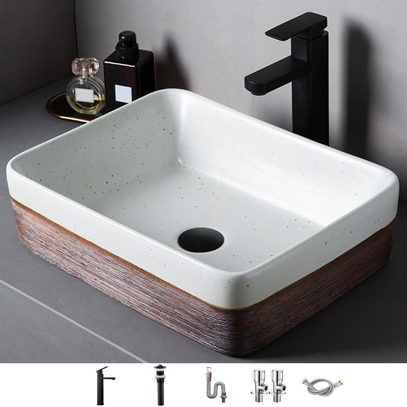 Traditional Bathroom Sink Porcelain Round Vessel with Pop-Up Drain 19"L x 14"W x 6"H Sink with Faucet Not Available Clearhalo 'Bathroom Remodel & Bathroom Fixtures' 'Bathroom Sinks & Faucet Components' 'Bathroom Sinks' 'bathroom_sink' 'Home Improvement' 'home_improvement' 'home_improvement_bathroom_sink' 6485440