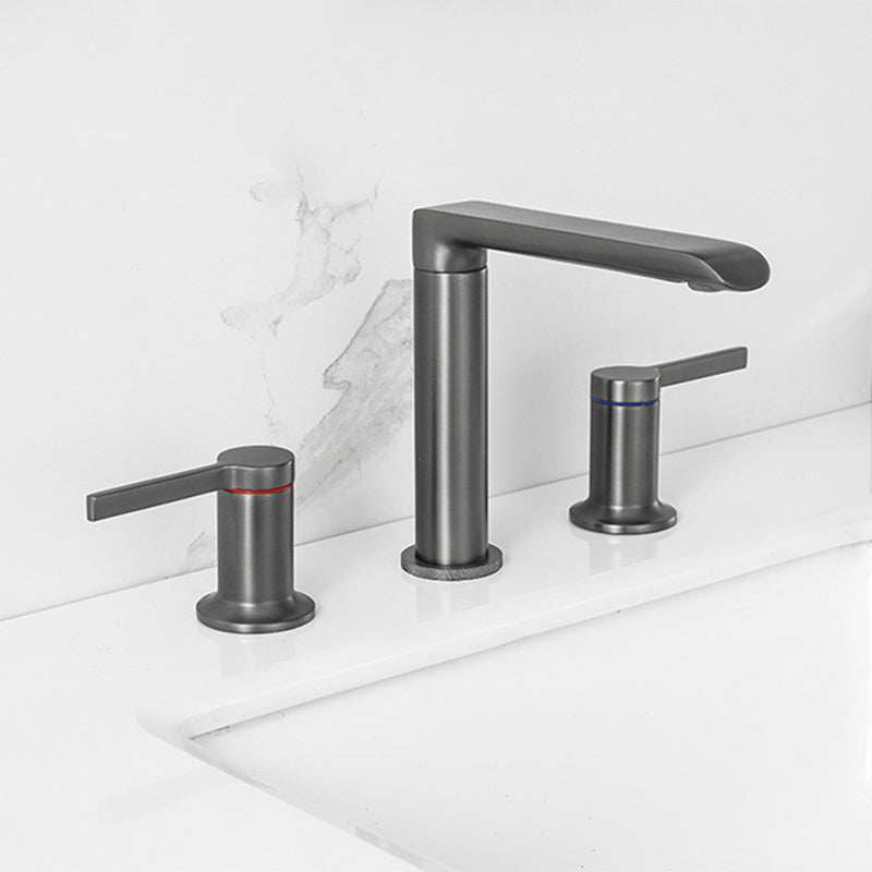 Modern Deck Mounted Copper Roman Tub Faucet Low Arc Roman Tub Faucet Set Clearhalo 'Bathroom Remodel & Bathroom Fixtures' 'Bathtub Faucets' 'bathtub_faucets' 'Home Improvement' 'home_improvement' 'home_improvement_bathtub_faucets' 6485922