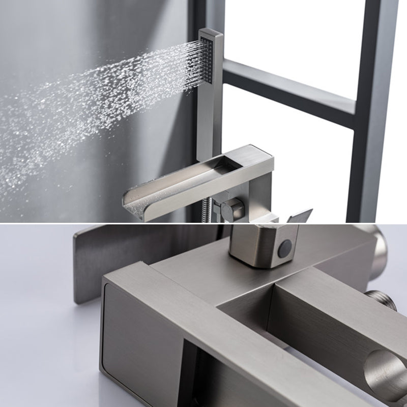 Floor Mounted Copper Freestanding Tub Filler Freestanding Low Arc Tub Filler Trim Clearhalo 'Bathroom Remodel & Bathroom Fixtures' 'Bathtub Faucets' 'bathtub_faucets' 'Home Improvement' 'home_improvement' 'home_improvement_bathtub_faucets' 6485986