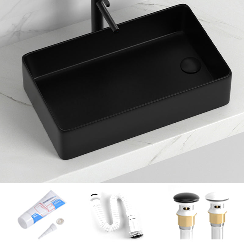 Contemporary Bathroom Sink Rectangular Porcelain Vessel Sink with Pop-Up Drain 22.2"L x 13.2"W x 5.3"H Black Sink Clearhalo 'Bathroom Remodel & Bathroom Fixtures' 'Bathroom Sinks & Faucet Components' 'Bathroom Sinks' 'bathroom_sink' 'Home Improvement' 'home_improvement' 'home_improvement_bathroom_sink' 6496865