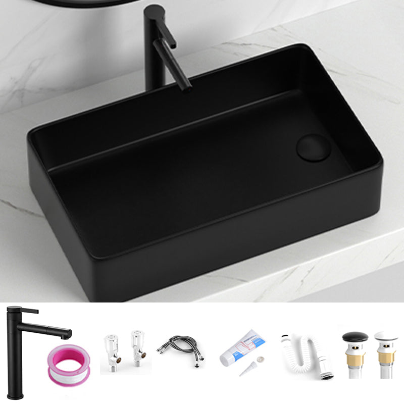 Contemporary Bathroom Sink Rectangular Porcelain Vessel Sink with Pop-Up Drain 22.2"L x 13.2"W x 5.3"H Black Sink with Faucet Clearhalo 'Bathroom Remodel & Bathroom Fixtures' 'Bathroom Sinks & Faucet Components' 'Bathroom Sinks' 'bathroom_sink' 'Home Improvement' 'home_improvement' 'home_improvement_bathroom_sink' 6496892