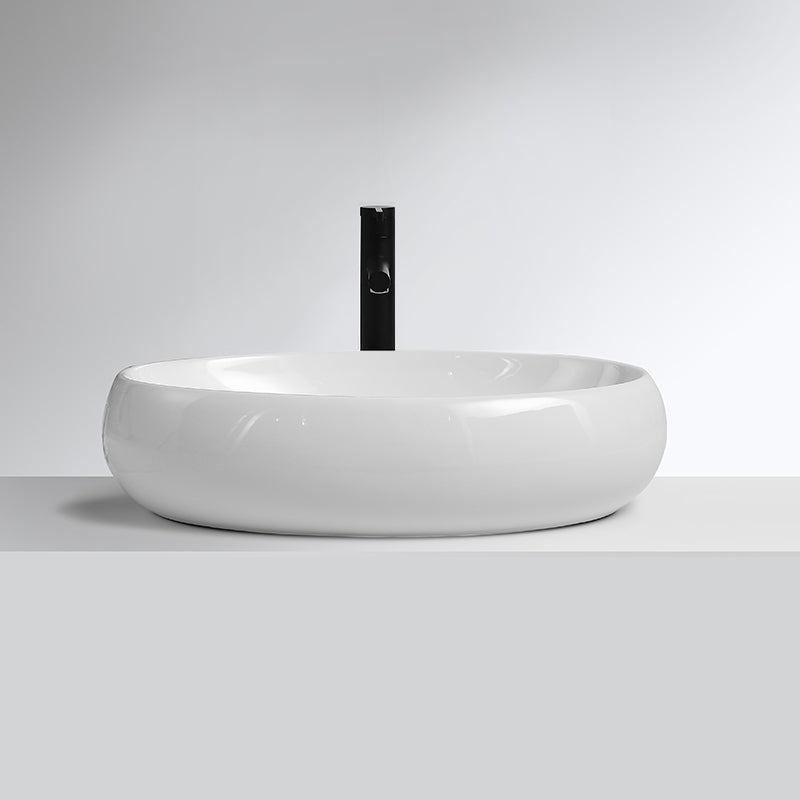 Traditional Vessel Lavatory Sink Oval Porcelain with Pop-Up Drain Basin Sink Clearhalo 'Bathroom Remodel & Bathroom Fixtures' 'Bathroom Sinks & Faucet Components' 'Bathroom Sinks' 'bathroom_sink' 'Home Improvement' 'home_improvement' 'home_improvement_bathroom_sink' 6496912