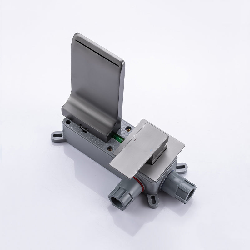 Wall Mounted Faucets Contemporary Single Handle Faucet for Bathroom Clearhalo 'Bathroom Remodel & Bathroom Fixtures' 'Bathroom Sink Faucets' 'Bathroom Sinks & Faucet Components' 'bathroom_sink_faucets' 'Home Improvement' 'home_improvement' 'home_improvement_bathroom_sink_faucets' 6497498