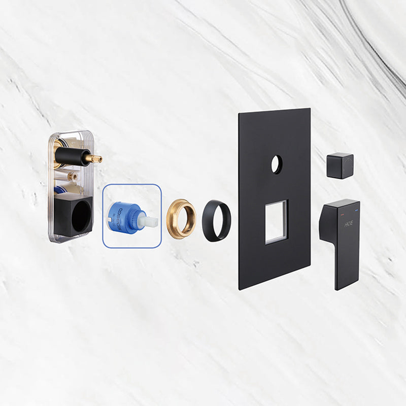 Modern Shower Set Brass Square Temperature Control Shower System Clearhalo 'Bathroom Remodel & Bathroom Fixtures' 'Home Improvement' 'home_improvement' 'home_improvement_shower_faucets' 'Shower Faucets & Systems' 'shower_faucets' 'Showers & Bathtubs Plumbing' 'Showers & Bathtubs' 6502627