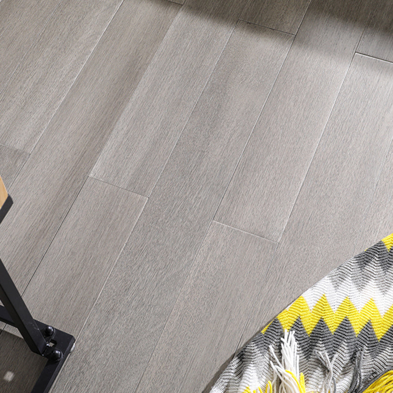 Trendy Laminate Flooring Wood Textured Indoor Laminate Floor Beige Clearhalo 'Flooring 'Home Improvement' 'home_improvement' 'home_improvement_laminate_flooring' 'Laminate Flooring' 'laminate_flooring' Walls and Ceiling' 6511014