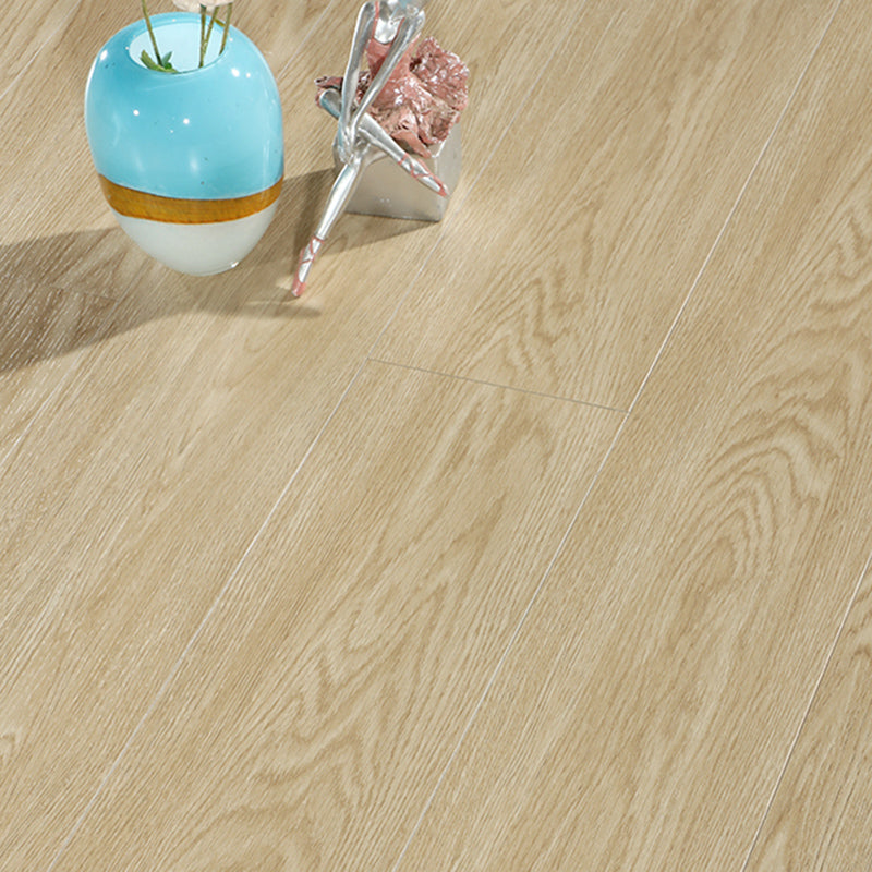 Modern Laminate Flooring Indoor Wood Textured Living Room Laminate Floor Cream Gray Clearhalo 'Flooring 'Home Improvement' 'home_improvement' 'home_improvement_laminate_flooring' 'Laminate Flooring' 'laminate_flooring' Walls and Ceiling' 6511067