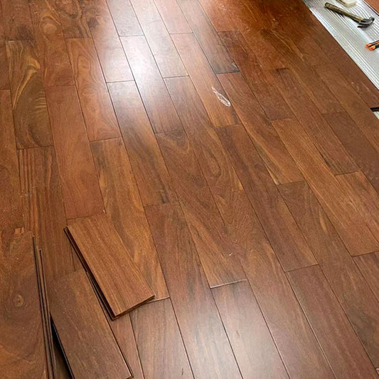 Contemporary Laminate Floor Solid Wood Laminate Floor with Waterproof Clearhalo 'Flooring 'Home Improvement' 'home_improvement' 'home_improvement_laminate_flooring' 'Laminate Flooring' 'laminate_flooring' Walls and Ceiling' 6511129