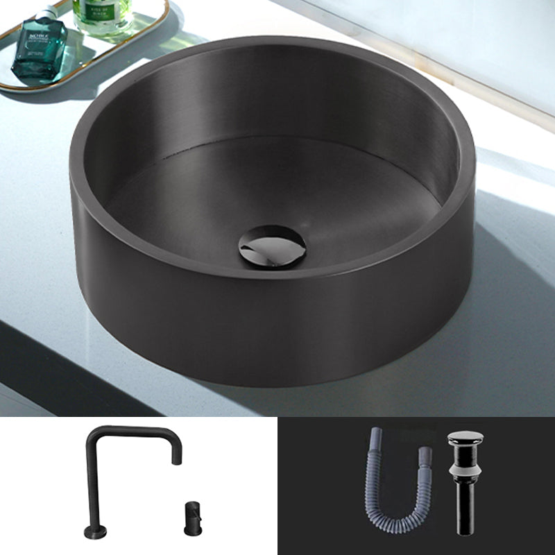 Modern Vessel Sink Round Metal with Basin and Faucet Vessel Lavatory Sink Black Cold and Hot Tap Sink with Faucet Clearhalo 'Bathroom Remodel & Bathroom Fixtures' 'Bathroom Sinks & Faucet Components' 'Bathroom Sinks' 'bathroom_sink' 'Home Improvement' 'home_improvement' 'home_improvement_bathroom_sink' 6511195