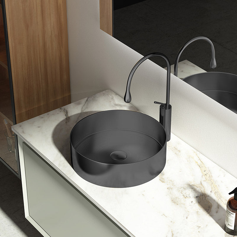 Modern Vessel Bathroom Sink Round Metal with Pop-Up Drain Vessel Lavatory Sink Clearhalo 'Bathroom Remodel & Bathroom Fixtures' 'Bathroom Sinks & Faucet Components' 'Bathroom Sinks' 'bathroom_sink' 'Home Improvement' 'home_improvement' 'home_improvement_bathroom_sink' 6511208