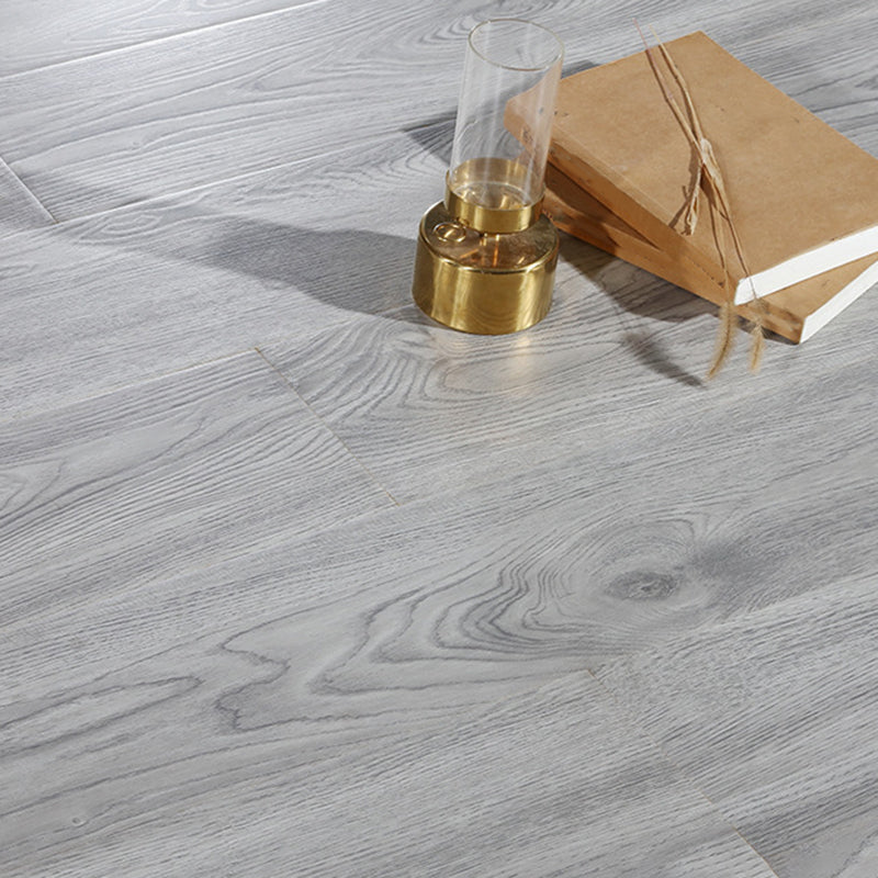 Scratch Resistant Laminate Flooring Click-Lock Laminate Plank Flooring Warm Gray Clearhalo 'Flooring 'Home Improvement' 'home_improvement' 'home_improvement_laminate_flooring' 'Laminate Flooring' 'laminate_flooring' Walls and Ceiling' 6513476