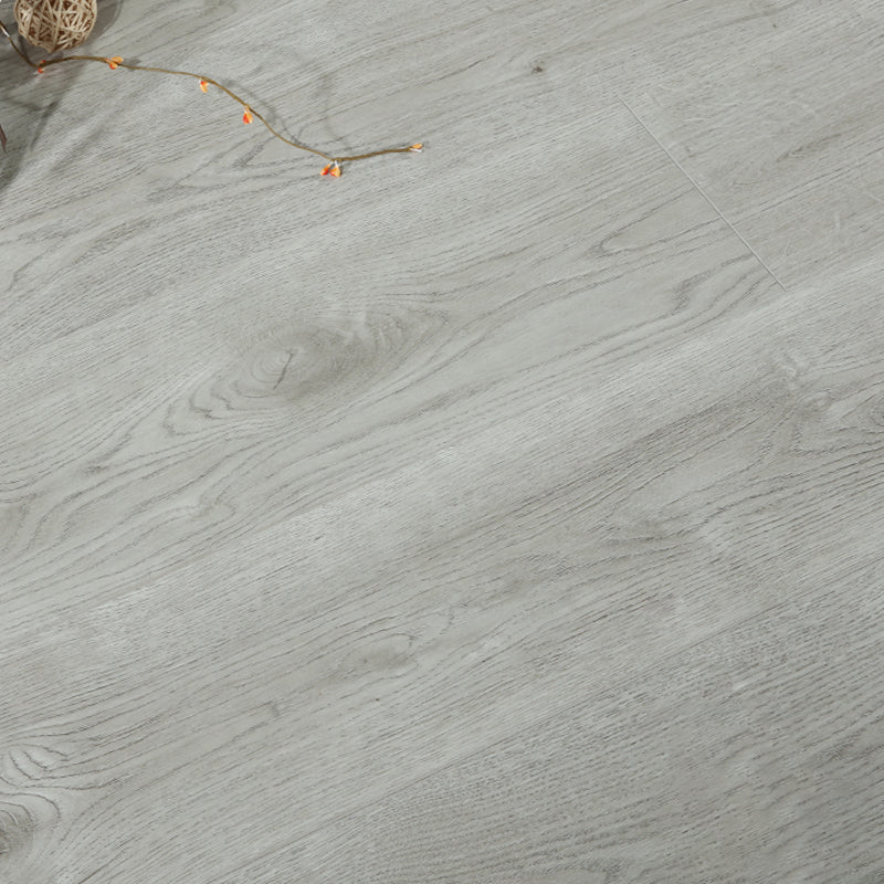 Modern Simple Laminate Floor Solid Wood Laminate Floor with Scratch Resistant Brown Grey Clearhalo 'Flooring 'Home Improvement' 'home_improvement' 'home_improvement_laminate_flooring' 'Laminate Flooring' 'laminate_flooring' Walls and Ceiling' 6528630