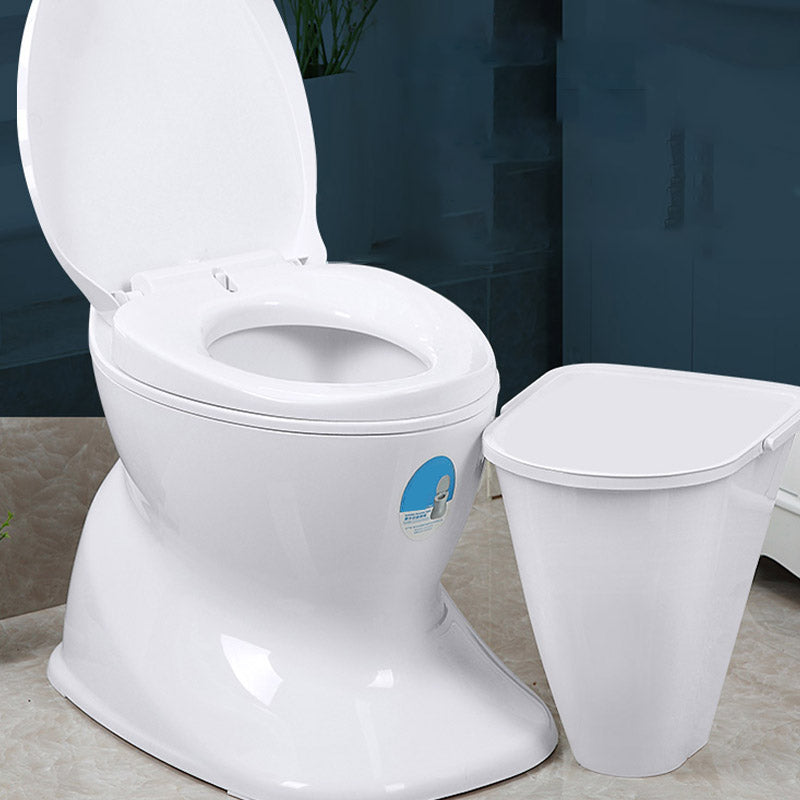 Contemporary Plastic Toilet Floor Mounted Toilet Bowl with Slow Close Seat for Bathroom Clearhalo 'Bathroom Remodel & Bathroom Fixtures' 'Home Improvement' 'home_improvement' 'home_improvement_toilets' 'Toilets & Bidets' 'Toilets' 6542542