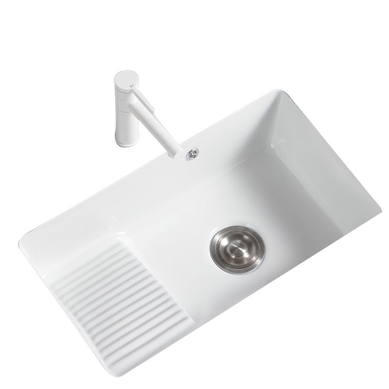 Traditional Undermount Vanity Sink Porcelain Rectangular with Overflow Basin Sink Clearhalo 'Bathroom Remodel & Bathroom Fixtures' 'Bathroom Sinks & Faucet Components' 'Bathroom Sinks' 'bathroom_sink' 'Home Improvement' 'home_improvement' 'home_improvement_bathroom_sink' 6559205