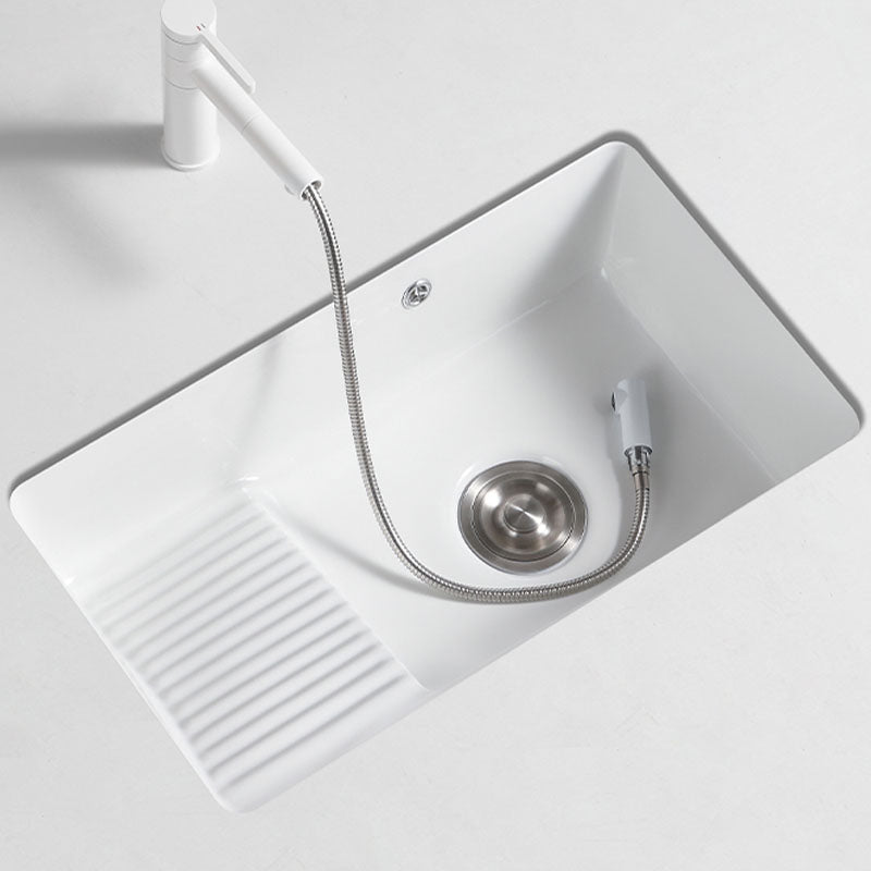 Traditional Undermount Vanity Sink Porcelain Rectangular with Overflow Basin Sink Clearhalo 'Bathroom Remodel & Bathroom Fixtures' 'Bathroom Sinks & Faucet Components' 'Bathroom Sinks' 'bathroom_sink' 'Home Improvement' 'home_improvement' 'home_improvement_bathroom_sink' 6559211