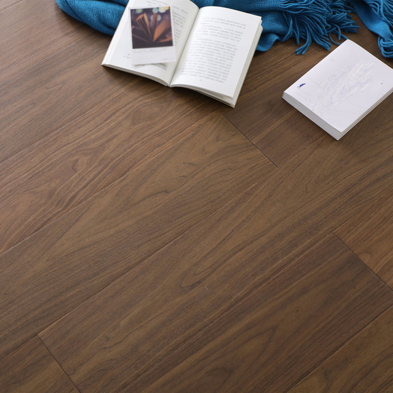 Contemporary Wooden Laminate Flooring Scratch Resistant Laminate Black Walnut Clearhalo 'Flooring 'Home Improvement' 'home_improvement' 'home_improvement_laminate_flooring' 'Laminate Flooring' 'laminate_flooring' Walls and Ceiling' 6559654