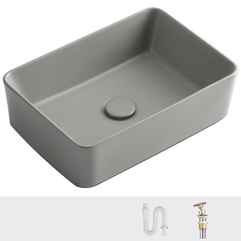 Contemporary Bathroom Sink Rectangular Porcelain Vessel Lavatory Sink with Pop-Up Drain 19"L x 13"W x 5"H Unavailiable Sink Clearhalo 'Bathroom Remodel & Bathroom Fixtures' 'Bathroom Sinks & Faucet Components' 'Bathroom Sinks' 'bathroom_sink' 'Home Improvement' 'home_improvement' 'home_improvement_bathroom_sink' 6577281