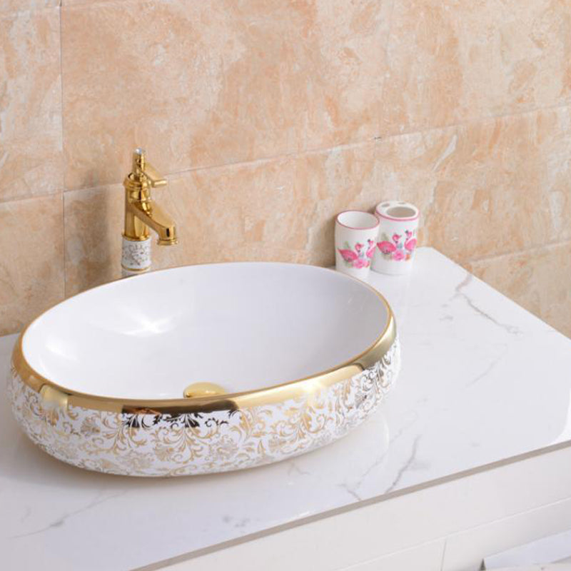 Traditional Vessel Lavatory Sink Oval-Shape Porcelain with Faucet Bathroom Sink 18.9"L x 13.8"W x 5.5"H Sink with Faucet Oval Clearhalo 'Bathroom Remodel & Bathroom Fixtures' 'Bathroom Sinks & Faucet Components' 'Bathroom Sinks' 'bathroom_sink' 'Home Improvement' 'home_improvement' 'home_improvement_bathroom_sink' 6582570