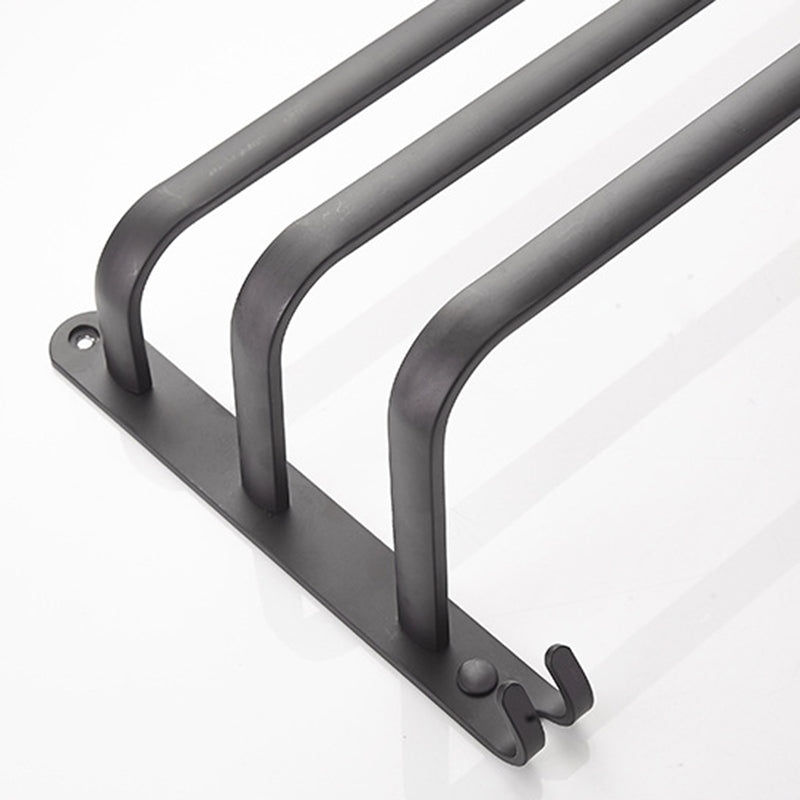 Modern Black Aluminum Bath Hardware Set Towel Bar Bathroom Hardware Clearhalo 'Bathroom Hardware Sets' 'Bathroom Hardware' 'Bathroom Remodel & Bathroom Fixtures' 'bathroom_hardware_sets' 'Home Improvement' 'home_improvement' 'home_improvement_bathroom_hardware_sets' 6587838