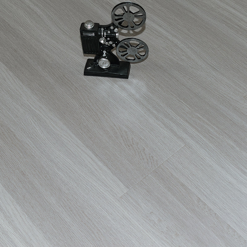 Modern Laminate Flooring Wood Click-Lock Scratch Resistant Laminate Floor Silver Gray Clearhalo 'Flooring 'Home Improvement' 'home_improvement' 'home_improvement_laminate_flooring' 'Laminate Flooring' 'laminate_flooring' Walls and Ceiling' 6595535