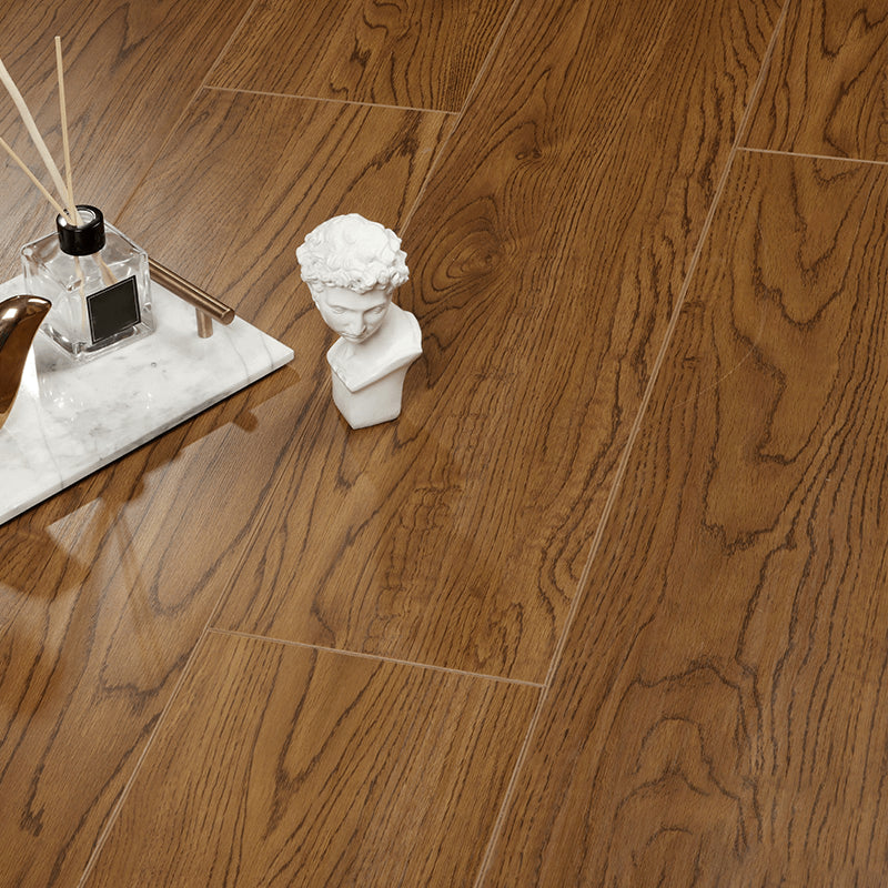 Modern Laminate Flooring Wood Click-Lock Scratch Resistant Laminate Floor Walnut Clearhalo 'Flooring 'Home Improvement' 'home_improvement' 'home_improvement_laminate_flooring' 'Laminate Flooring' 'laminate_flooring' Walls and Ceiling' 6595543