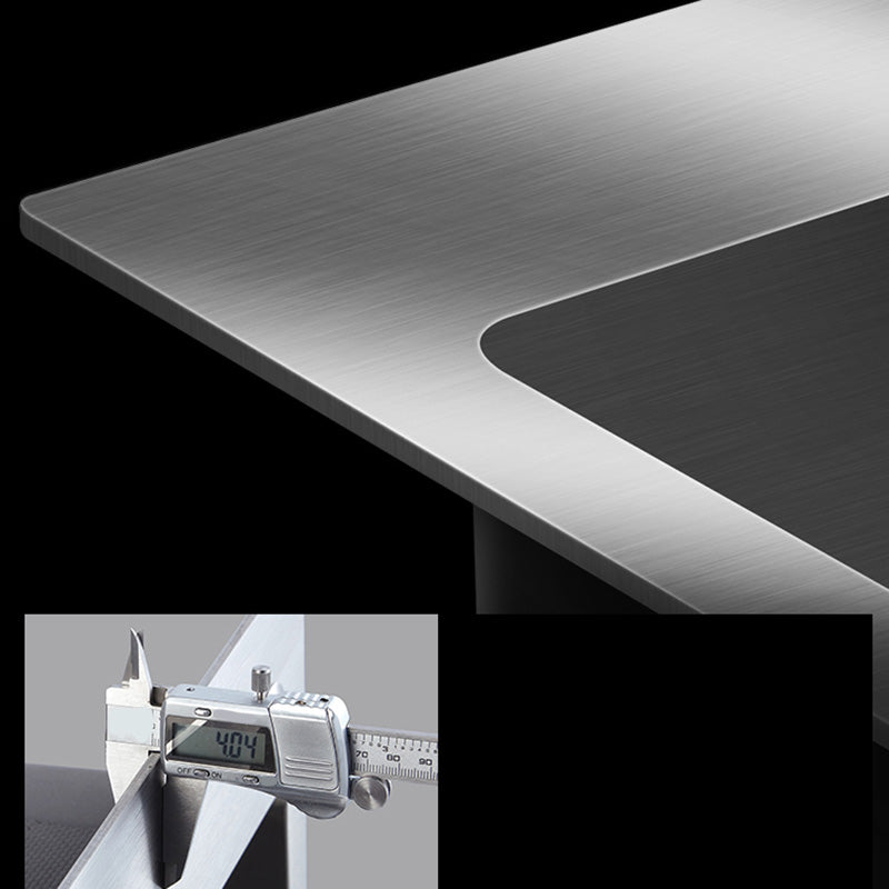 Contemporary Stainless Steel Kitchen Sink Double Basin Sink with Drain Assembly Clearhalo 'Home Improvement' 'home_improvement' 'home_improvement_kitchen_sinks' 'Kitchen Remodel & Kitchen Fixtures' 'Kitchen Sinks & Faucet Components' 'Kitchen Sinks' 'kitchen_sinks' 6597593