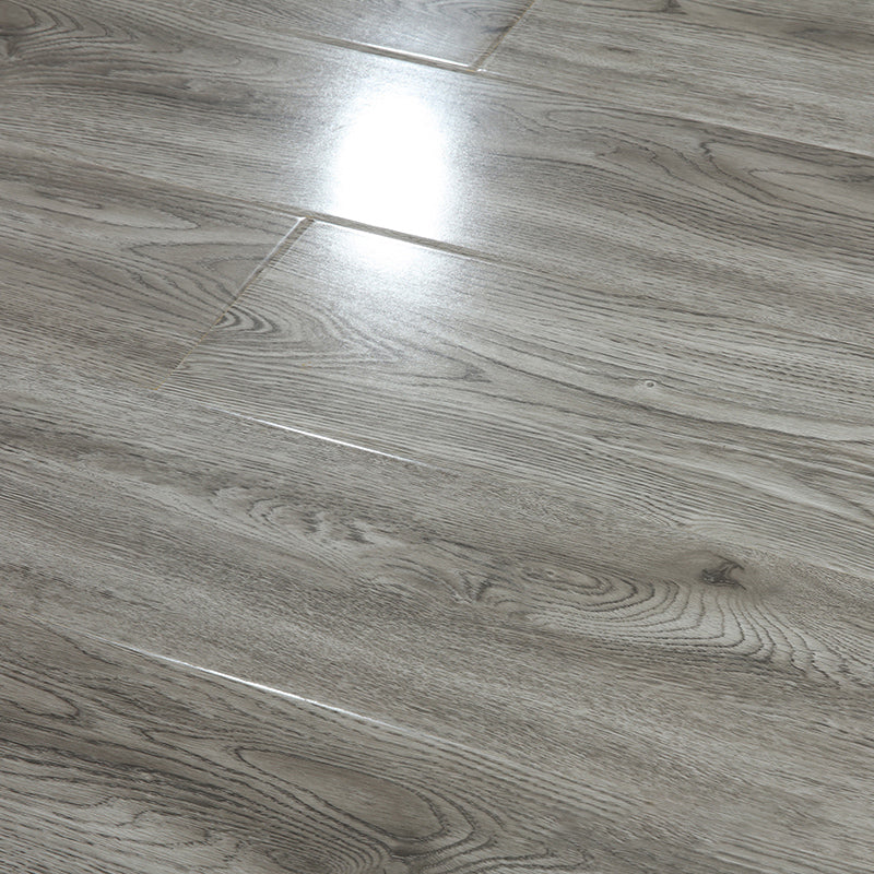 Modern Laminate Floor Wood Stain Resistant and Waterproof Laminate Plank Flooring Silver/Gray Clearhalo 'Flooring 'Home Improvement' 'home_improvement' 'home_improvement_laminate_flooring' 'Laminate Flooring' 'laminate_flooring' Walls and Ceiling' 6597986