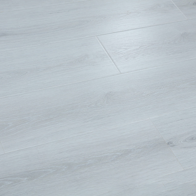 Modern Laminate Floor Wood Stain Resistant and Waterproof Laminate Plank Flooring White/ Gray Clearhalo 'Flooring 'Home Improvement' 'home_improvement' 'home_improvement_laminate_flooring' 'Laminate Flooring' 'laminate_flooring' Walls and Ceiling' 6597990