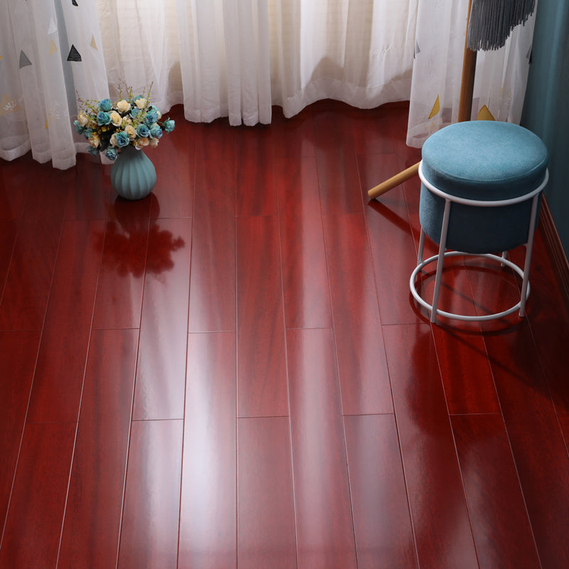 Traditional Laminate Flooring Wood Scratch Resistant Laminate Plank Flooring Clearhalo 'Flooring 'Home Improvement' 'home_improvement' 'home_improvement_laminate_flooring' 'Laminate Flooring' 'laminate_flooring' Walls and Ceiling' 6616891