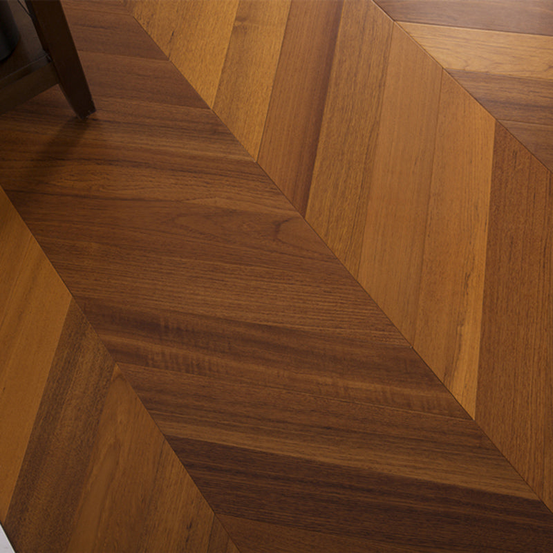 Traditional Laminate Flooring Wood Mildew Resistant Click Lock Laminate Floor Clearhalo 'Flooring 'Home Improvement' 'home_improvement' 'home_improvement_laminate_flooring' 'Laminate Flooring' 'laminate_flooring' Walls and Ceiling' 6616906