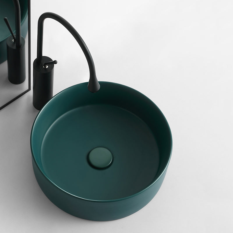 Modern Bathroom Sink Porcelain Round Vessel Sink with Pop-Up Drain Clearhalo 'Bathroom Remodel & Bathroom Fixtures' 'Bathroom Sinks & Faucet Components' 'Bathroom Sinks' 'bathroom_sink' 'Home Improvement' 'home_improvement' 'home_improvement_bathroom_sink' 6627690