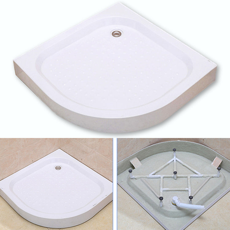 Rounded Matt Black Shower Enclosure Tempered Glass Corner Shower Enclosure Clearhalo 'Bathroom Remodel & Bathroom Fixtures' 'Home Improvement' 'home_improvement' 'home_improvement_shower_stalls_enclosures' 'Shower Stalls & Enclosures' 'shower_stalls_enclosures' 'Showers & Bathtubs' 6628049